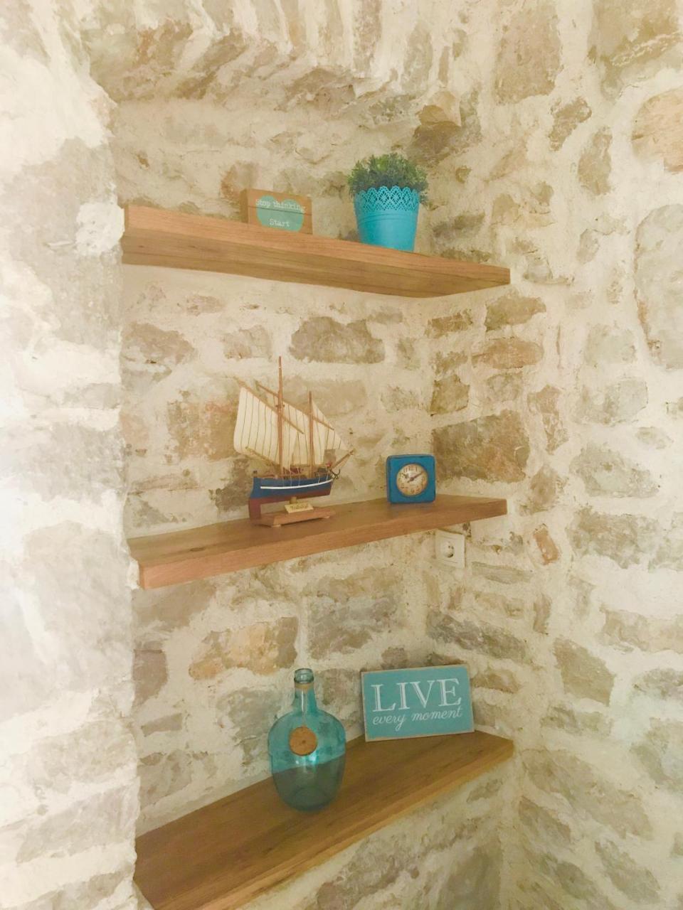 Apartman Bervida Murter Buitenkant foto
