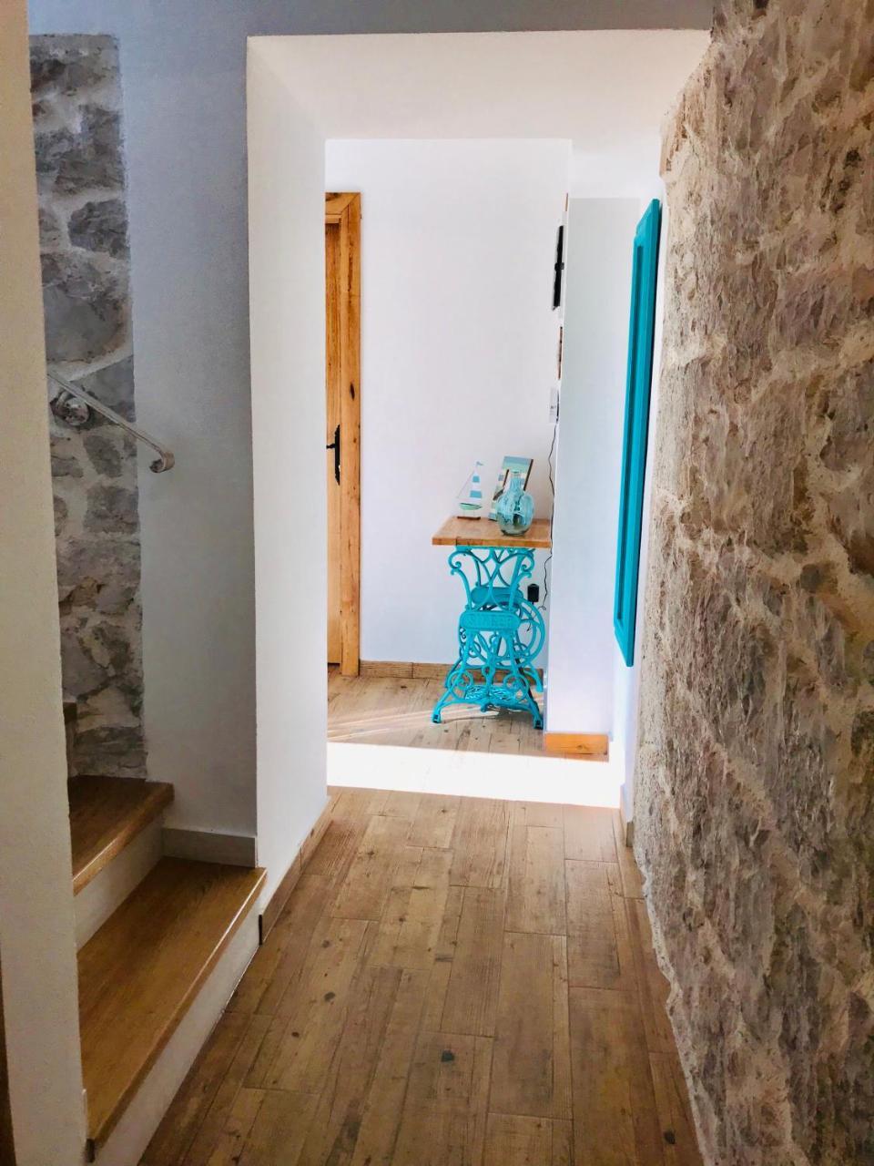 Apartman Bervida Murter Buitenkant foto