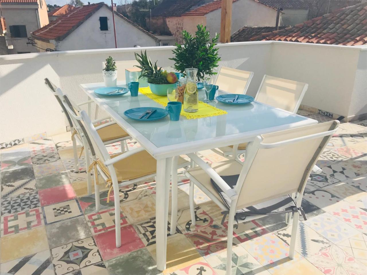 Apartman Bervida Murter Buitenkant foto